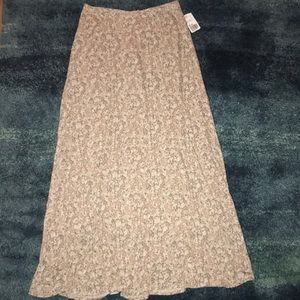 NWOT Forever 21 Long Skirt